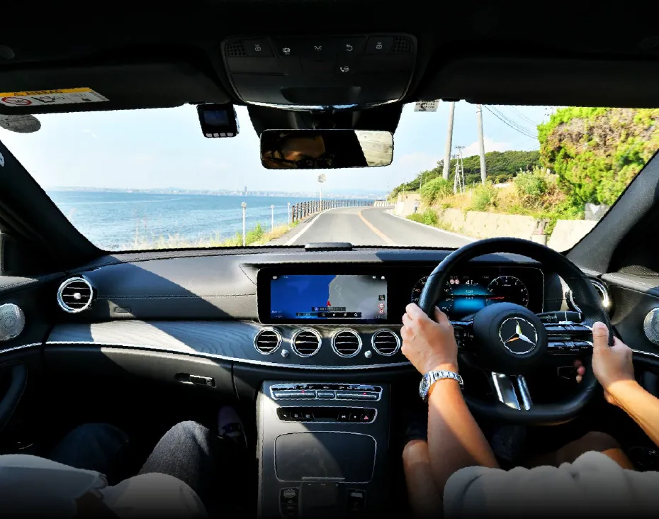車内から見たドライブ風景